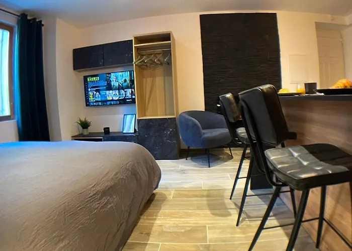 아파트 Votre Cozy Au Coeur De 마노스크